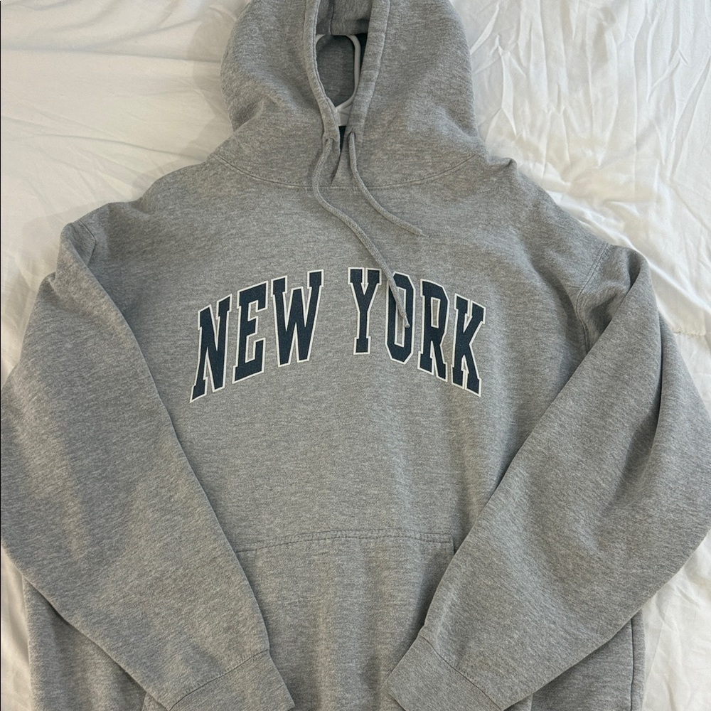 Brandy Melville Gray New York Hoodie